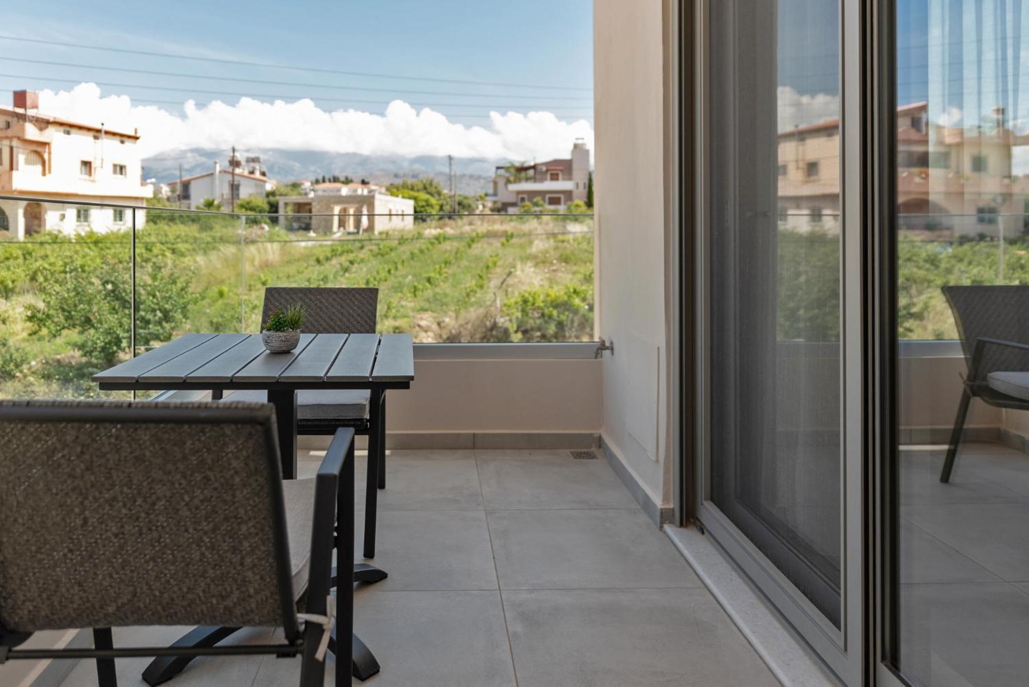 Oliva Verde Residences Galatas  Exterior photo