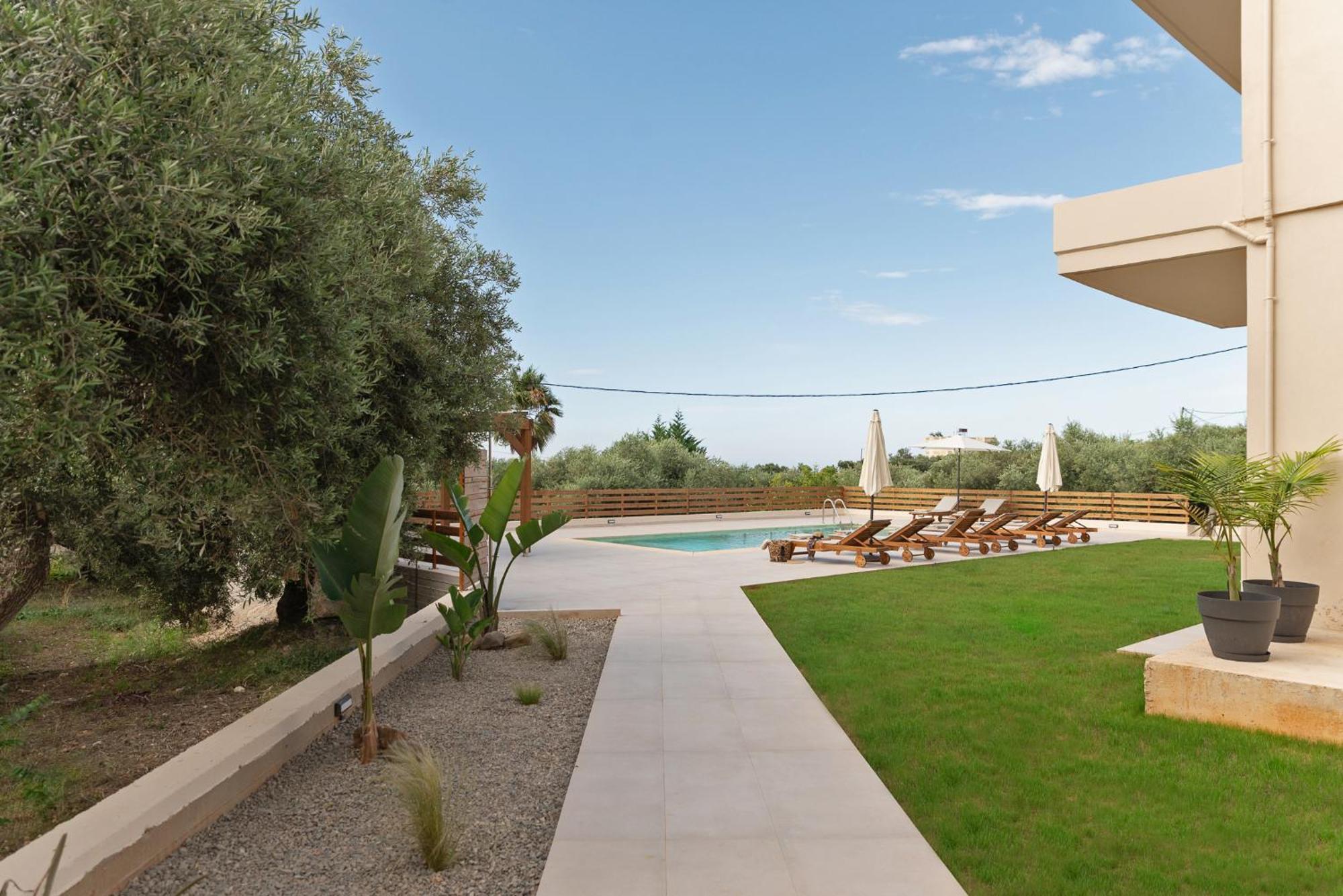 Oliva Verde Residences Galatas  Exterior photo